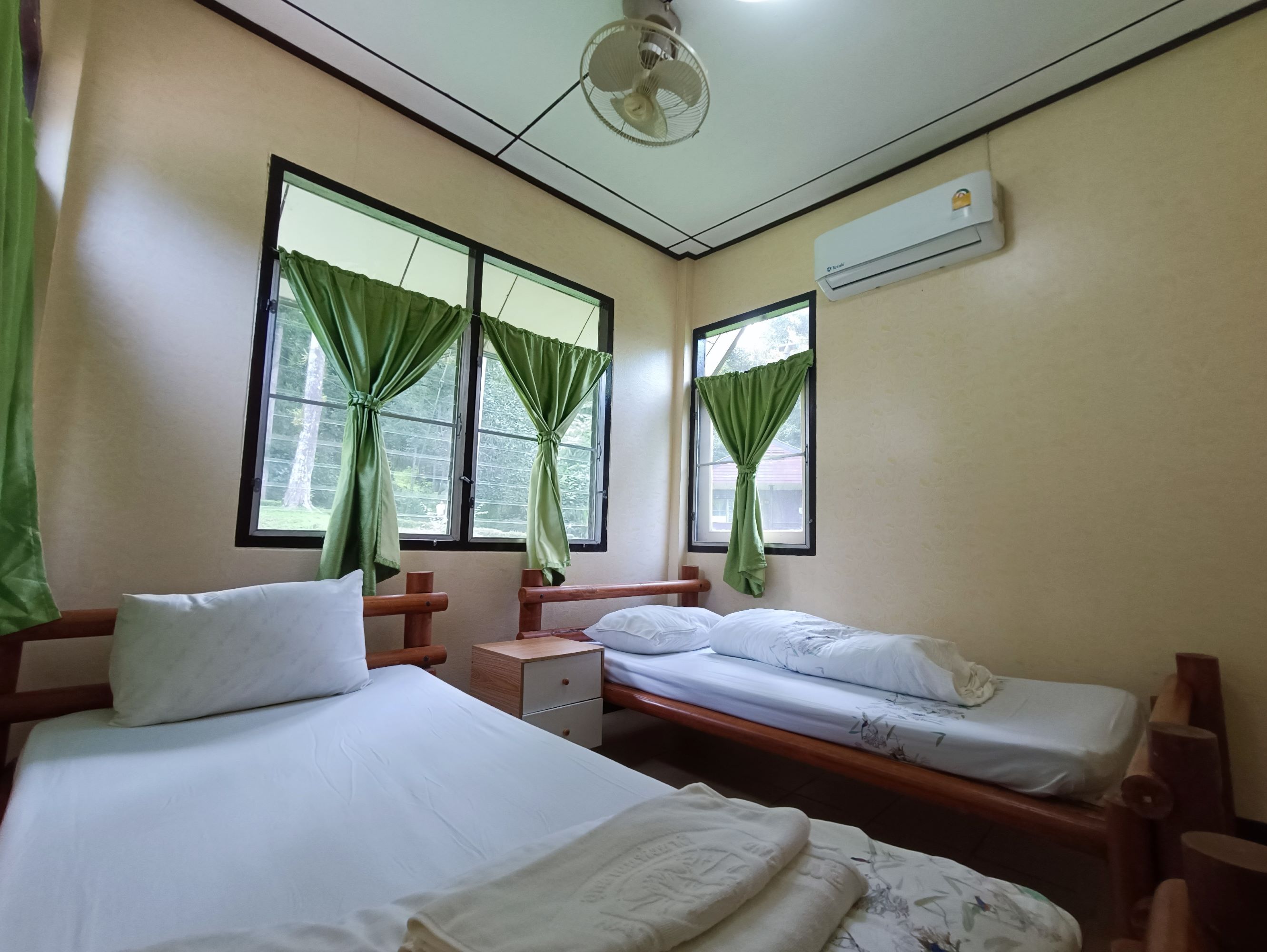 คิชฌกูฎ 104 (กฤษณา 1)