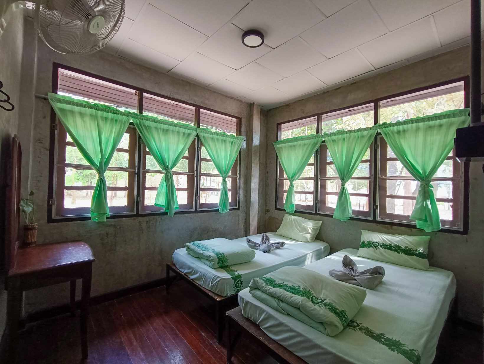 ภูสระ 102 (ภูผาหอม)