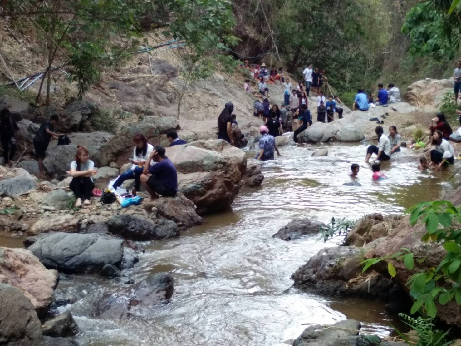ด้านธรรมชาติที่สวยงาม - น้ำตกเชิงทอง