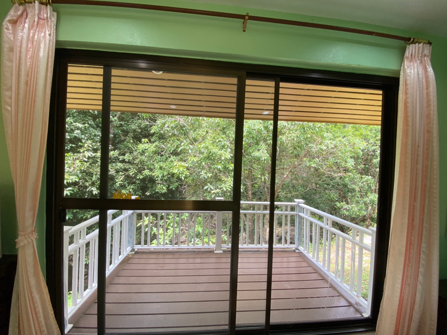 น้ำตกหงาว 208 (พรรั้ง 8)