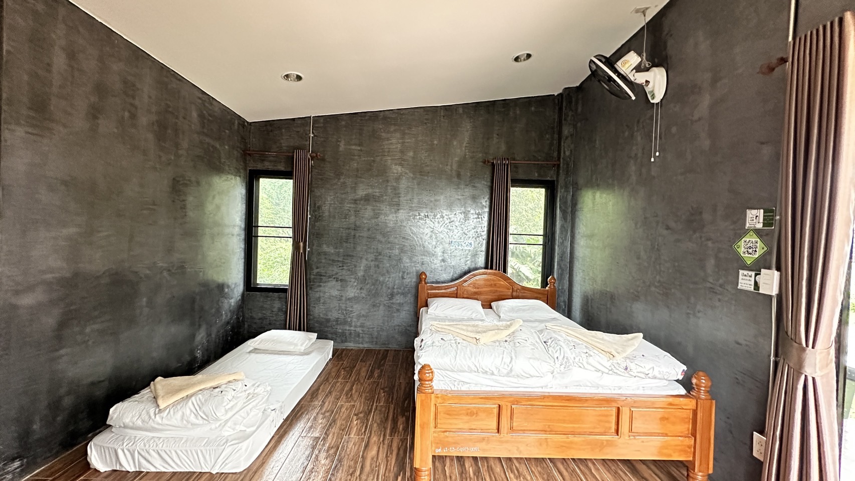 ขุนสถาน 203 (แม่จอก3)