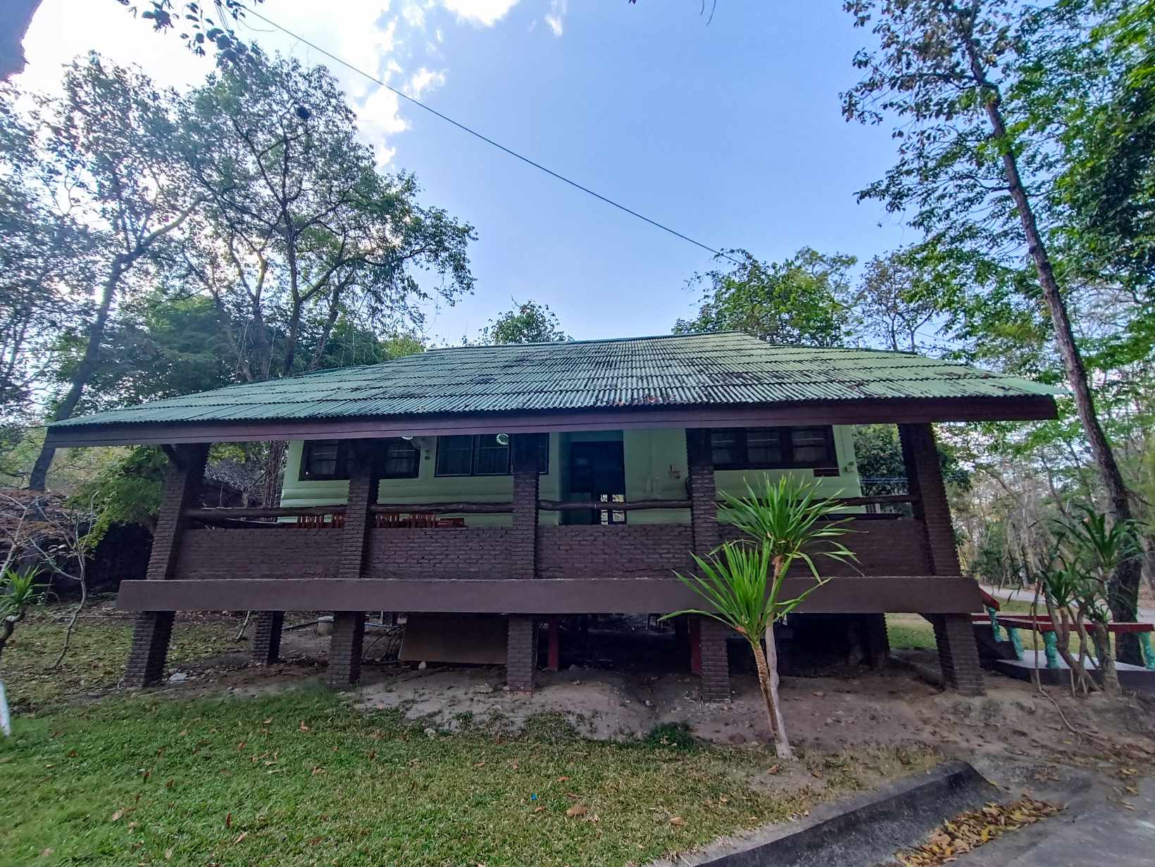 บ้านภูผาเทิบ 101 (จันผา)