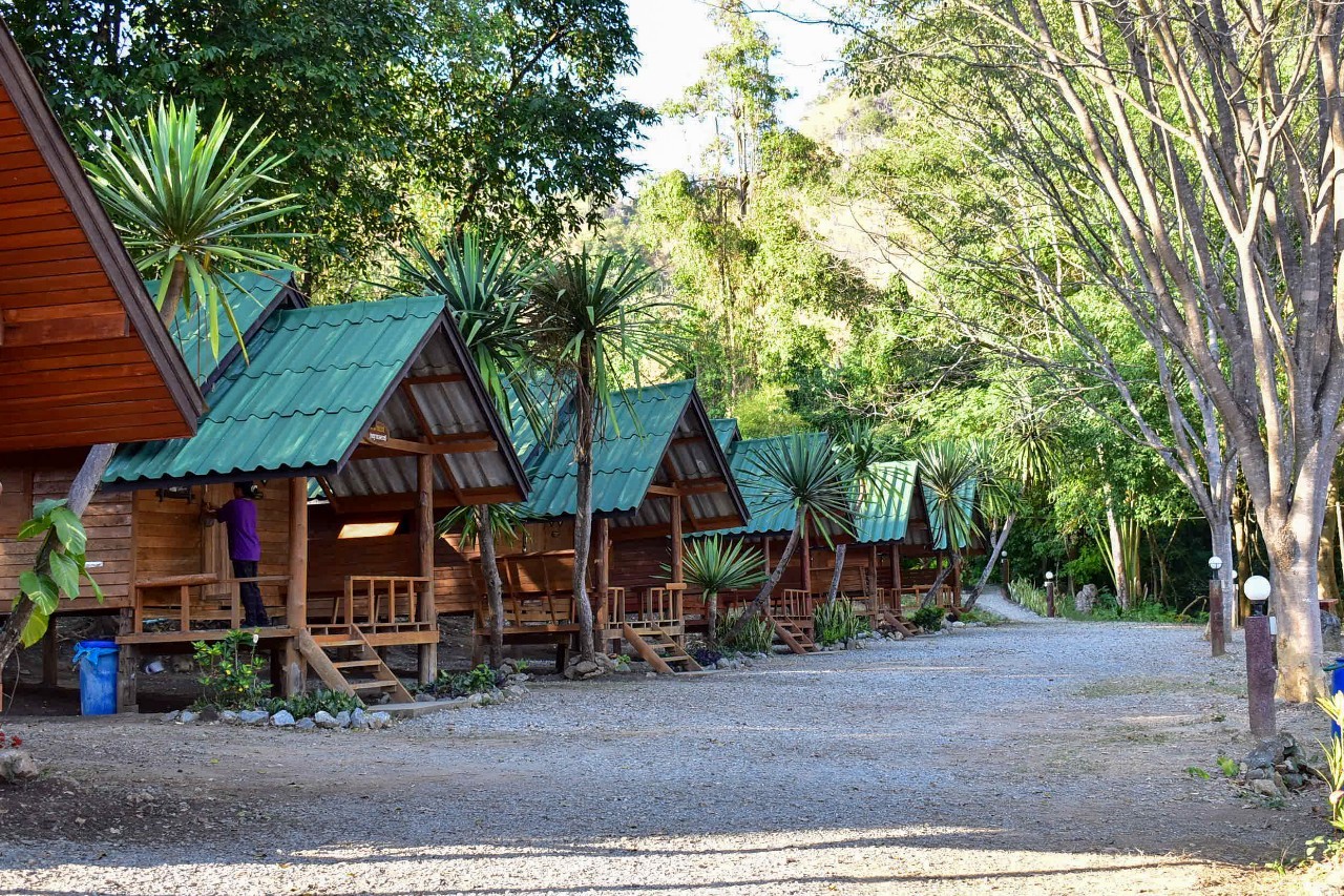 ผาม่าน 205 (เทพนิมิตร)