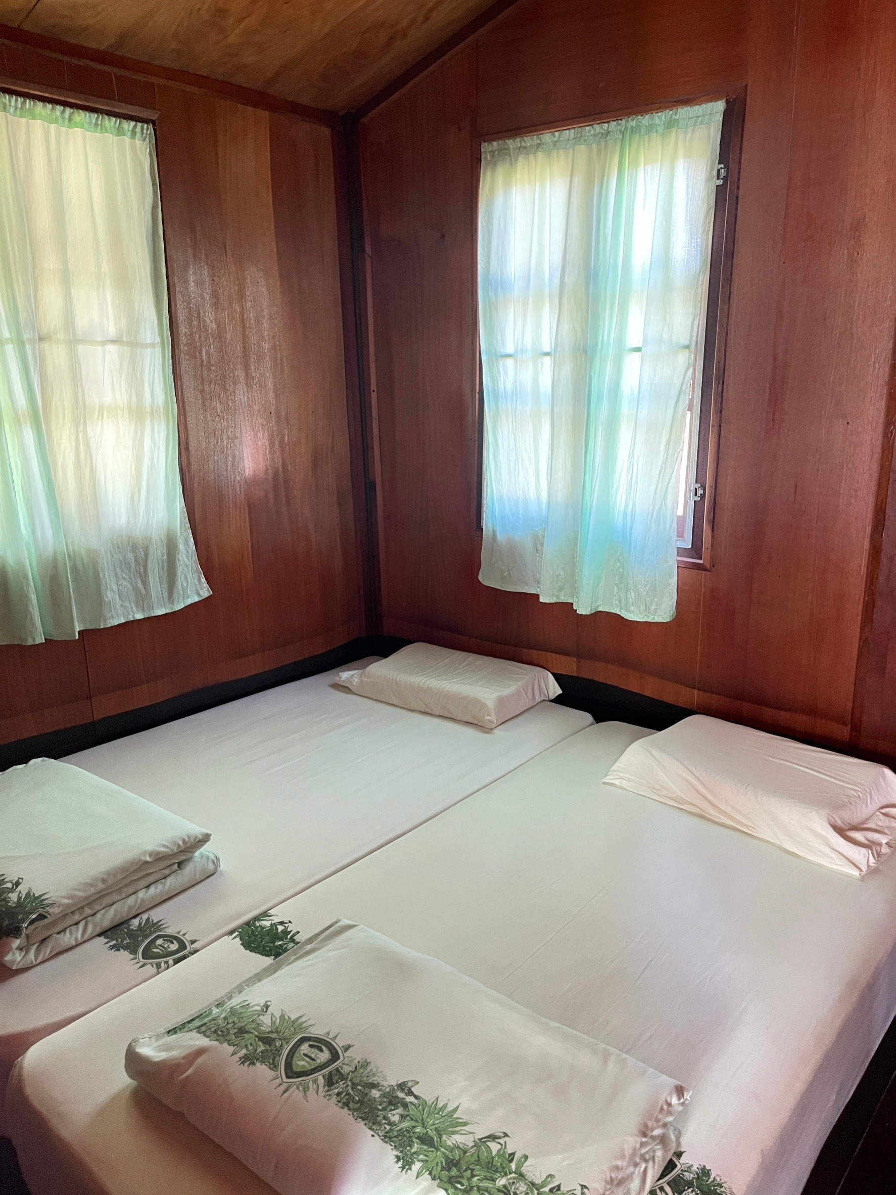 ภูกระดึง 106 (สุพรรณิการ์)