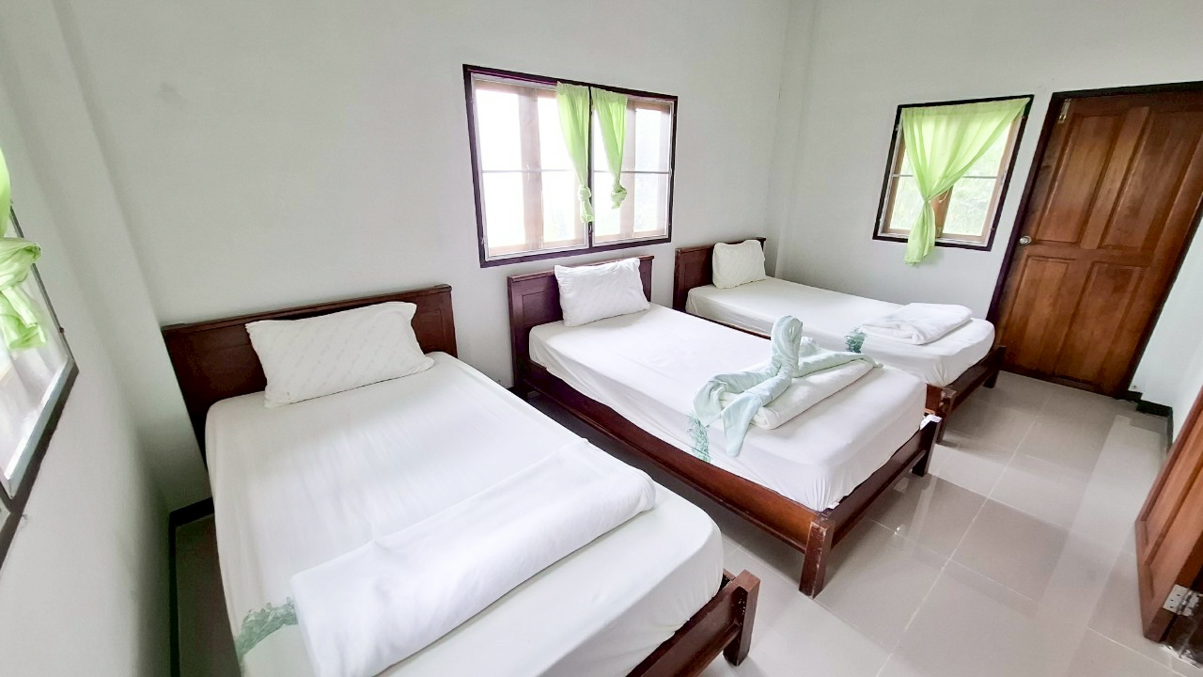ทองผาภูมิ 106 (ชมดอย 4)