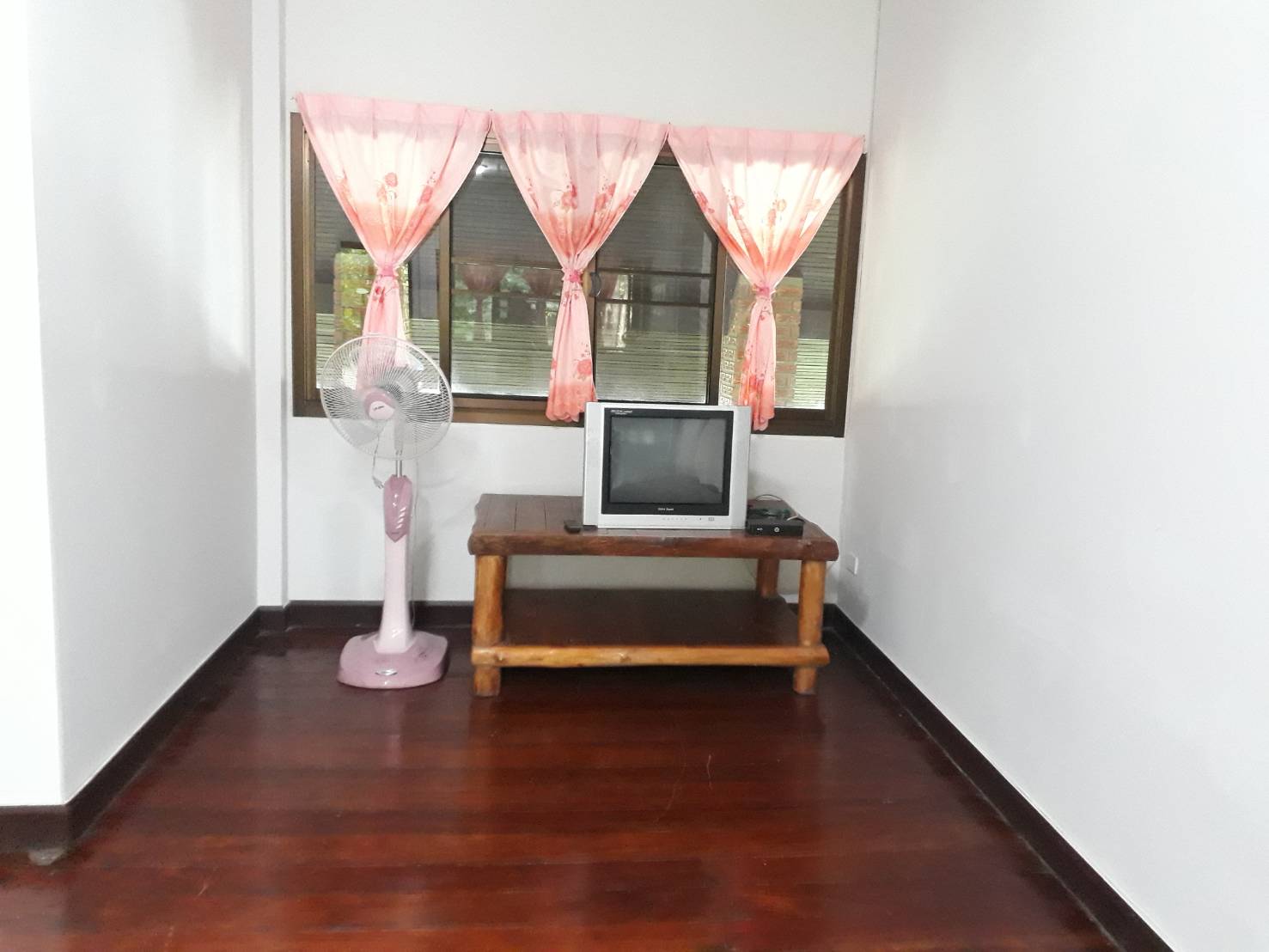 ลำน้ำน่าน 102 (ชงโค)