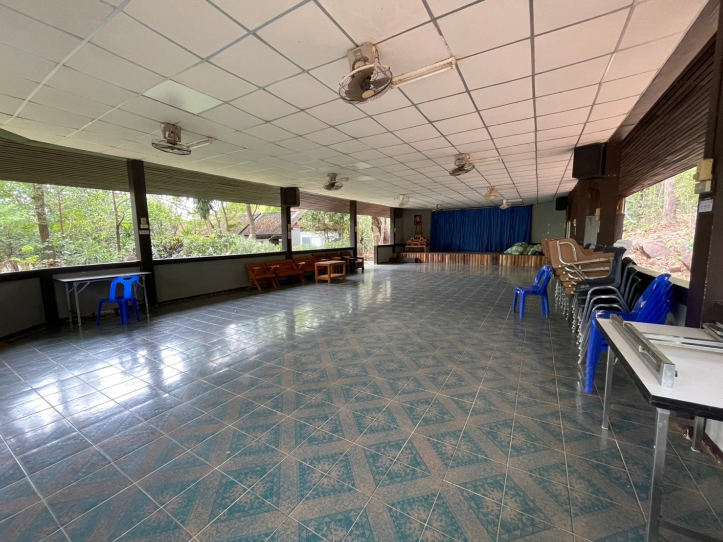 ห้องประชุมตาดโตน 011 (ตาดโตน 1)
