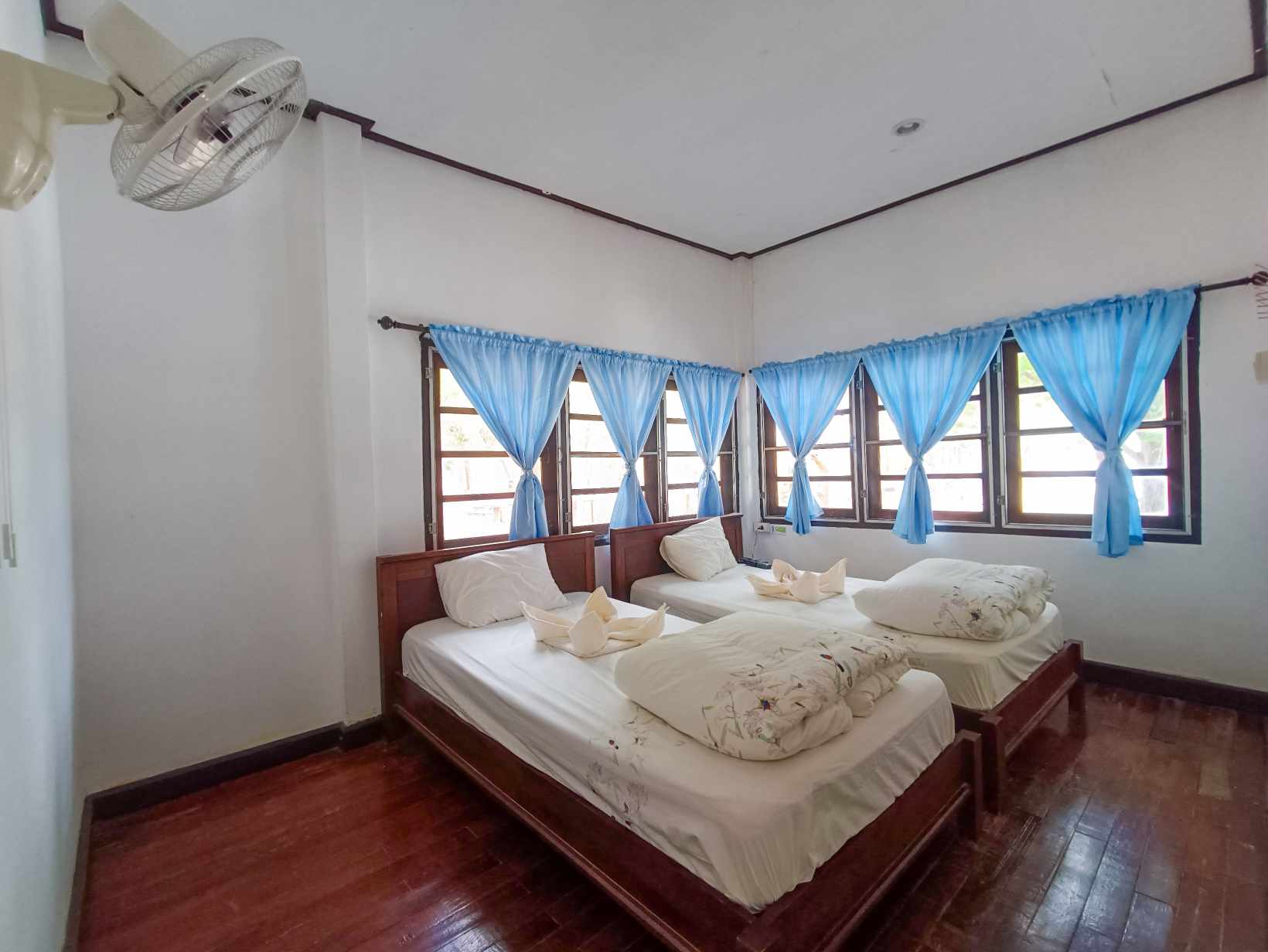 ภูสระ 101 (ริมธารา)