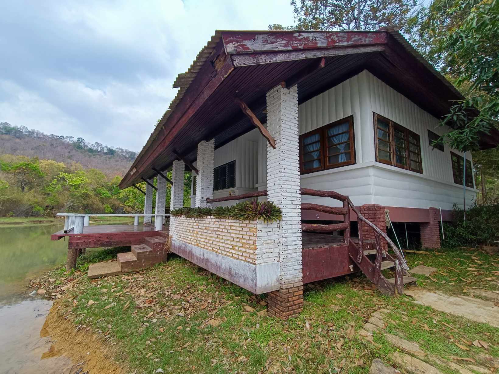 ภูสระ 101 (ริมธารา)
